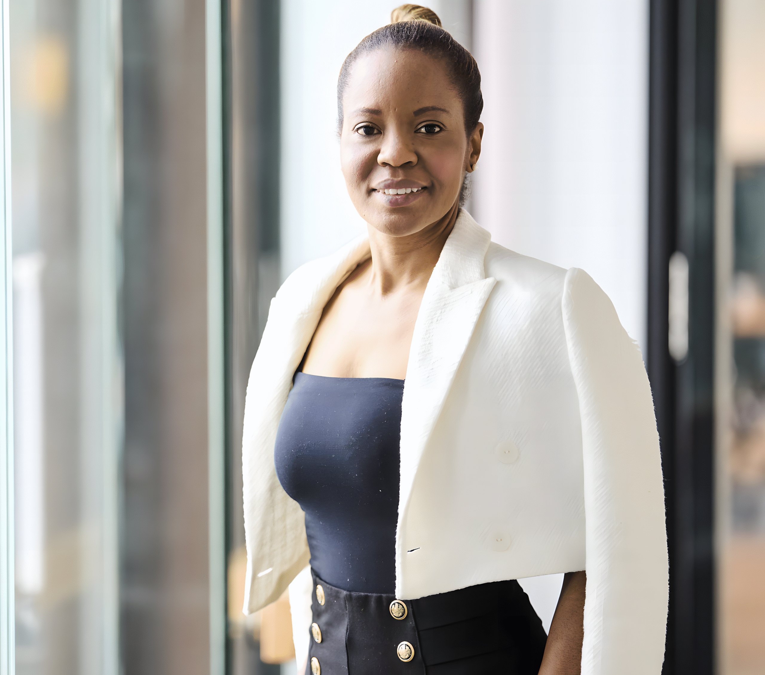 Amy Blijden (Iconic Woman)